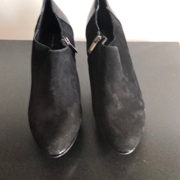 Bandolino Suede Boots - Picture 3 of 8